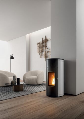 Cosy Flamme Poeles A Granules A Chateaubriant KUNAL Amb2 Scaled 1