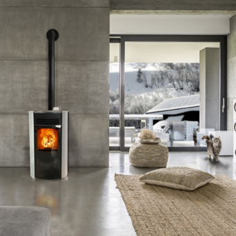 Cosy Flamme Poeles A Granules A Chateaubriant MES H7 Signature Beton 2020 Web 1